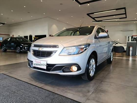 CHEVROLET PRISMA 1.4 MPFI LTZ 8V FLEX 4P MANUAL